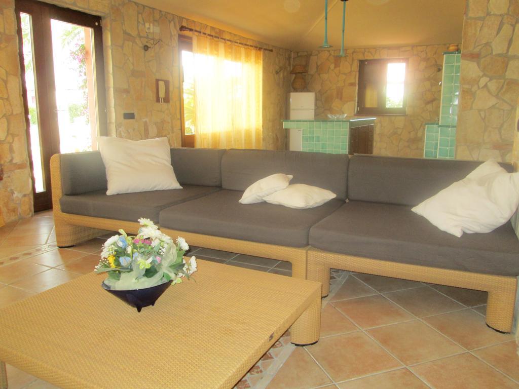 Complesso Turistico Ricettivo L'Oasi Del Golfo Di Salerno Apartment Battipaglia Phòng bức ảnh