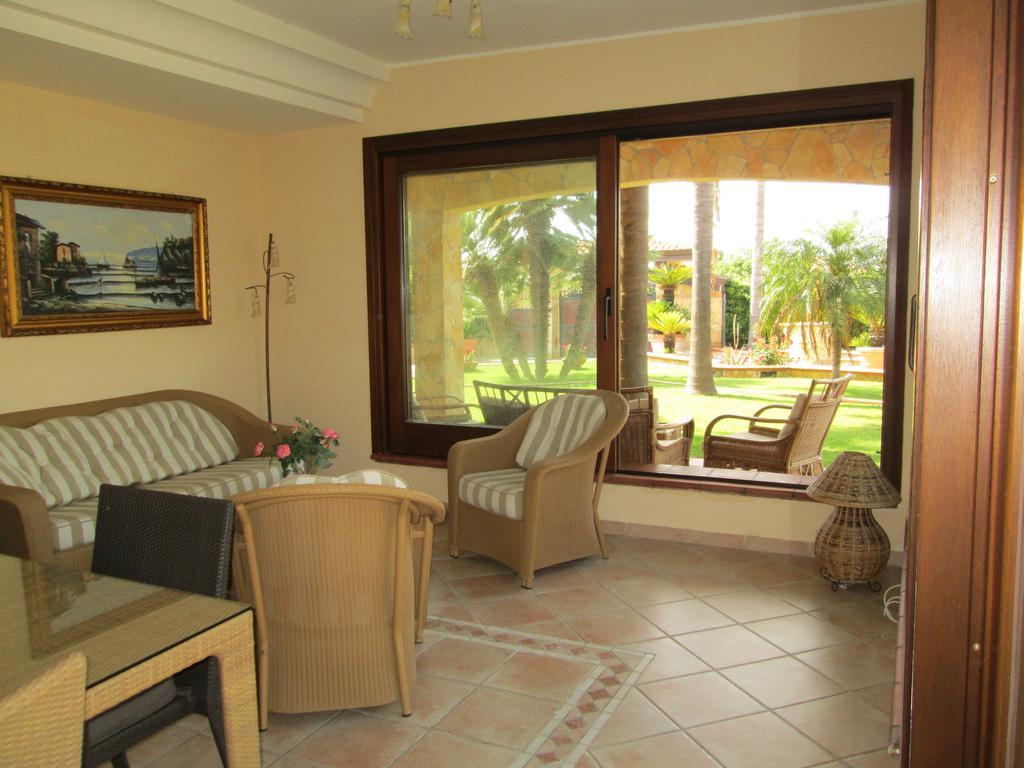 Complesso Turistico Ricettivo L'Oasi Del Golfo Di Salerno Apartment Battipaglia Phòng bức ảnh