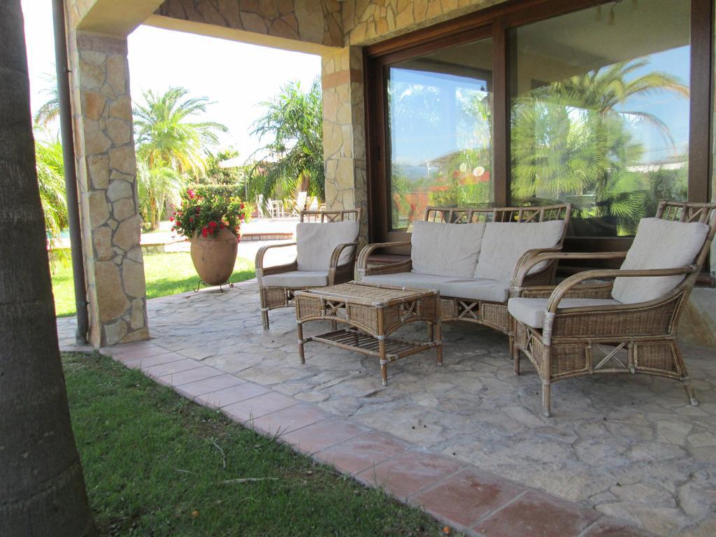 Complesso Turistico Ricettivo L'Oasi Del Golfo Di Salerno Apartment Battipaglia Ngoại thất bức ảnh