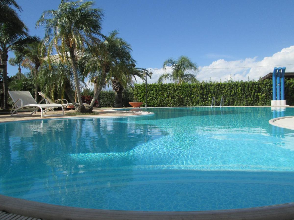 Complesso Turistico Ricettivo L'Oasi Del Golfo Di Salerno Apartment Battipaglia Ngoại thất bức ảnh